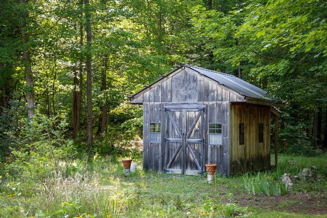 275 East Street, Wallingford, VT 05773