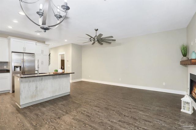 1013 W Intendencia St B, Pensacola, FL 32502