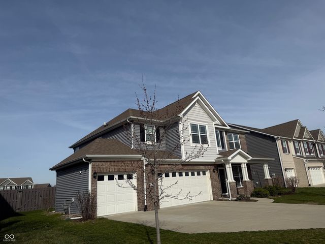 8780 Castleblaney Drive, Brownsburg, IN 46112