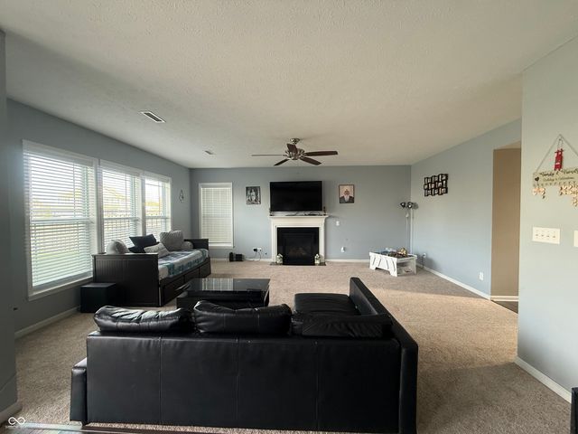 8780 Castleblaney Drive, Brownsburg, IN 46112