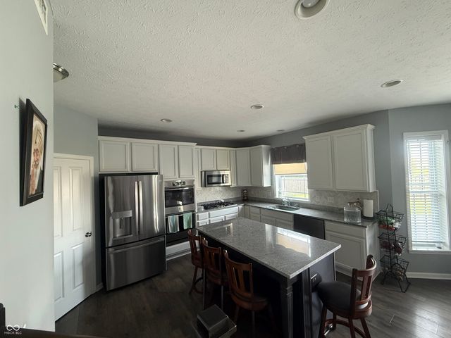 8780 Castleblaney Drive, Brownsburg, IN 46112