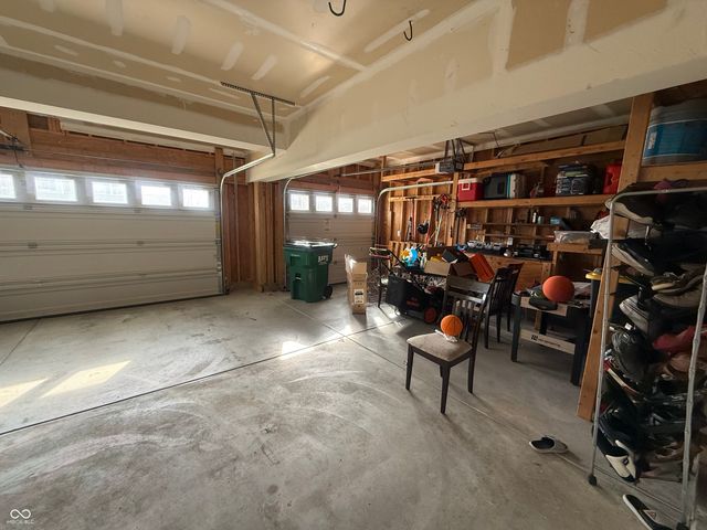 8780 Castleblaney Drive, Brownsburg, IN 46112