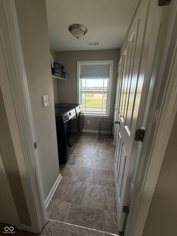 8780 Castleblaney Drive, Brownsburg, IN 46112