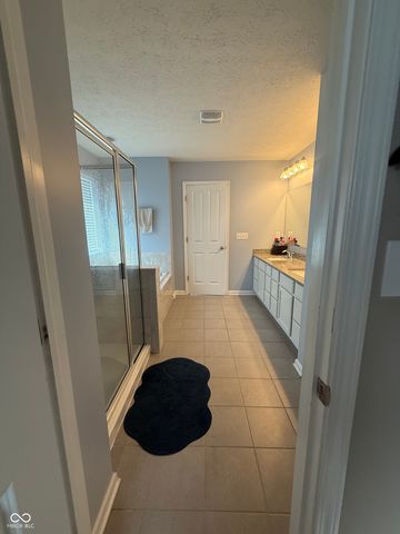 8780 Castleblaney Drive, Brownsburg, IN 46112