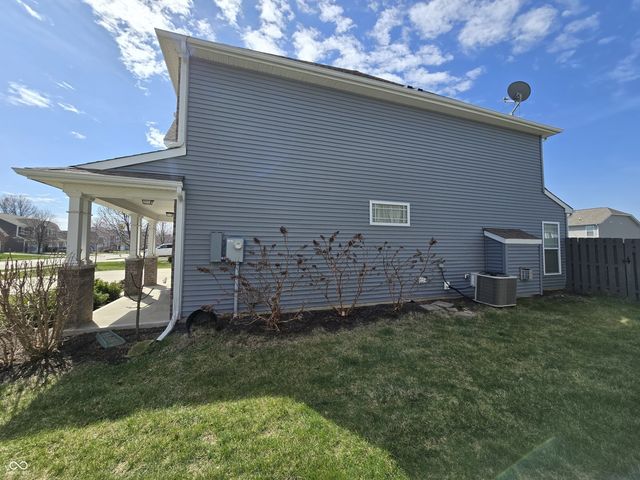 8780 Castleblaney Drive, Brownsburg, IN 46112