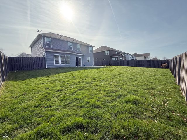 8780 Castleblaney Drive, Brownsburg, IN 46112