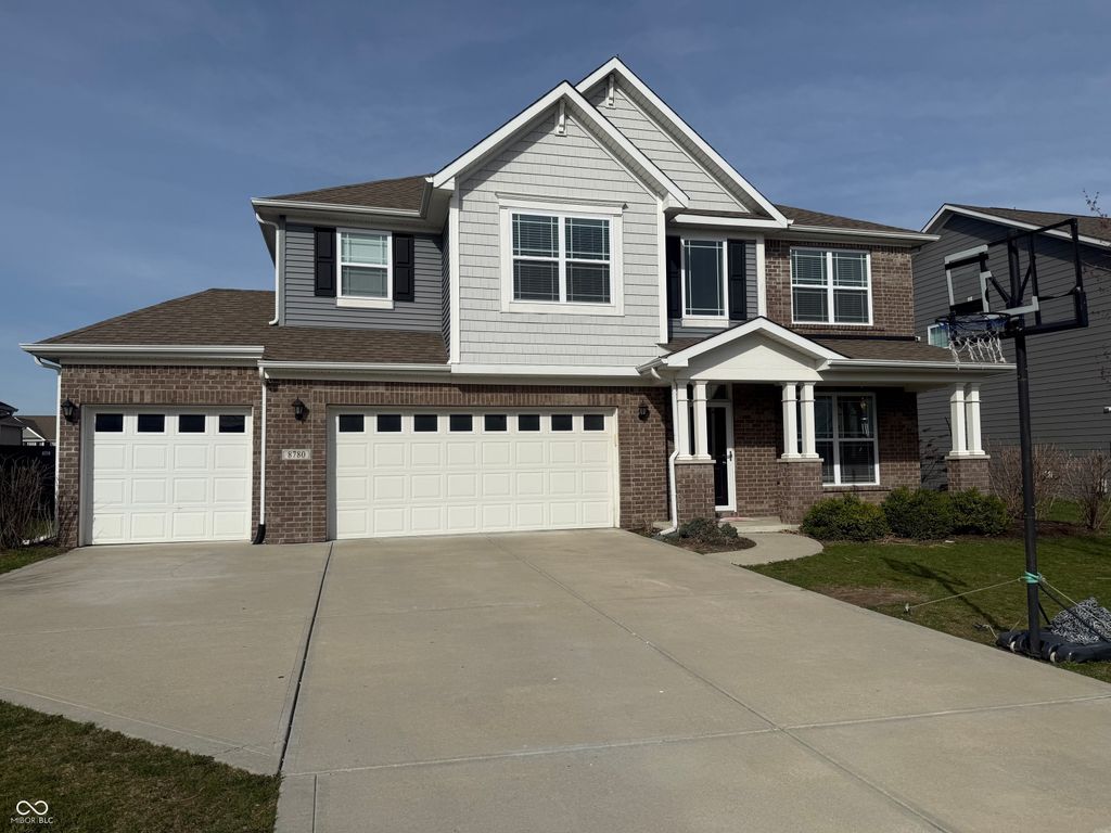 8780 Castleblaney Drive, Brownsburg, IN 46112
