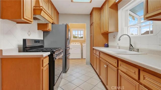 581 Kern Street, La Habra, CA 90631