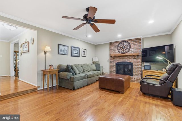 6016 BURNSIDE LANDING DR, Burke, VA 22015