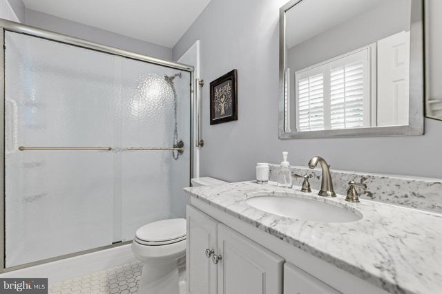 6016 BURNSIDE LANDING DR, Burke, VA 22015