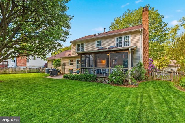 6016 BURNSIDE LANDING DR, Burke, VA 22015