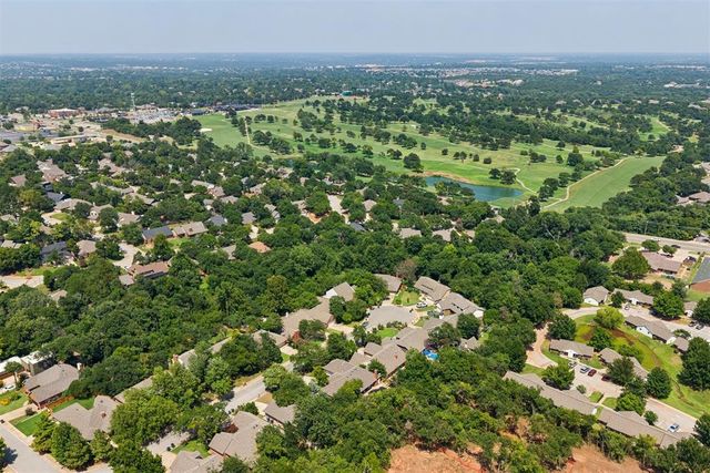 1220 Knights Bridge Road, Edmond, OK 73034