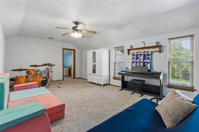 1220 Knights Bridge Road, Edmond, OK 73034