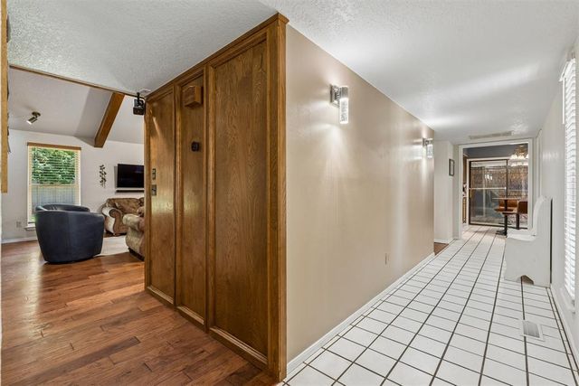 1220 Knights Bridge Road, Edmond, OK 73034