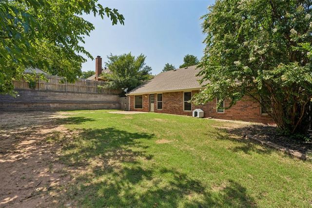 1220 Knights Bridge Road, Edmond, OK 73034
