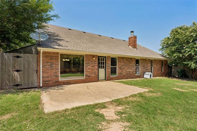 1220 Knights Bridge Road, Edmond, OK 73034