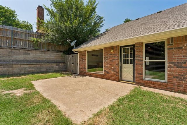 1220 Knights Bridge Road, Edmond, OK 73034