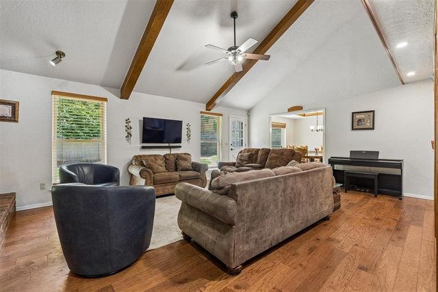 1220 Knights Bridge Road, Edmond, OK 73034