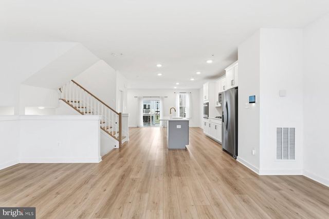 614 GLENN LAKE DR, Bowie, MD 20716