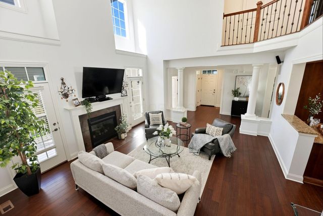 8175 Parson Pass, New Albany, OH 43054