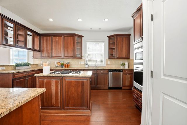 8175 Parson Pass, New Albany, OH 43054