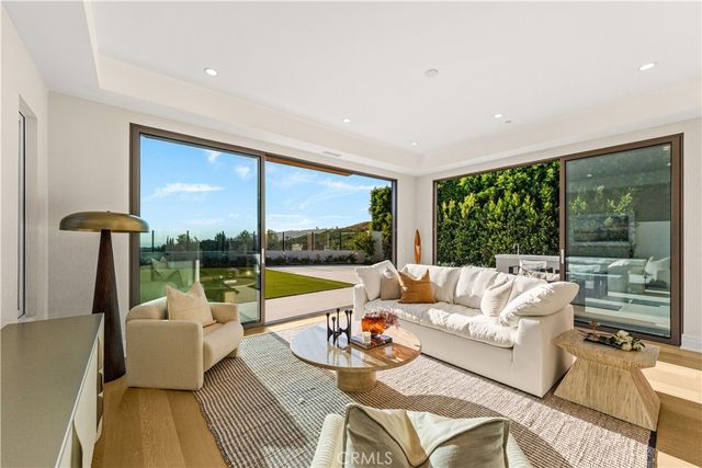 125 Prestigo, Irvine, CA 92602