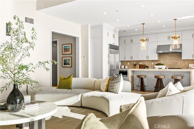 125 Prestigo, Irvine, CA 92602