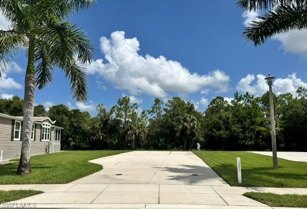 1200 Diamond Lake CIR, NAPLES, FL 34114 — exterior