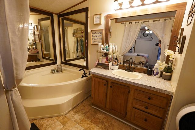 11614 Vistawood Street, Willis, TX 77318