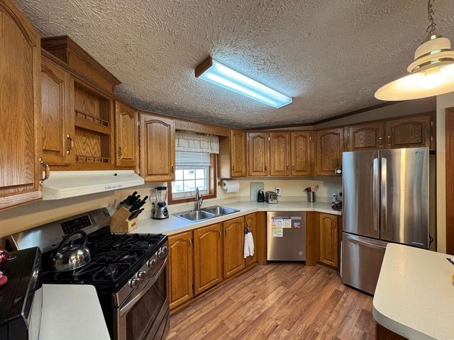 704 Cherokee Trail, Marengo, IL 60152