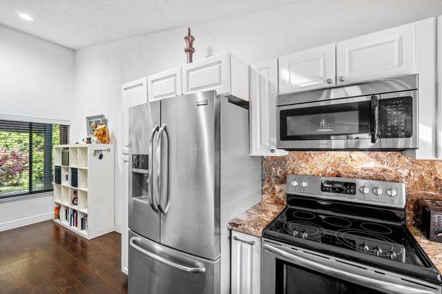 5501 Ainsley Court, Boynton Beach, FL 33437