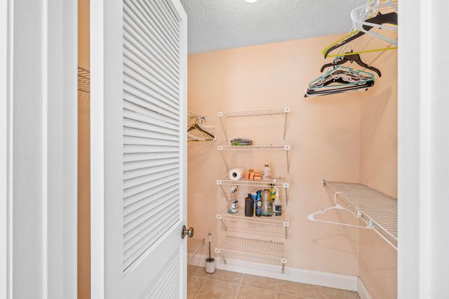 5501 Ainsley Court, Boynton Beach, FL 33437