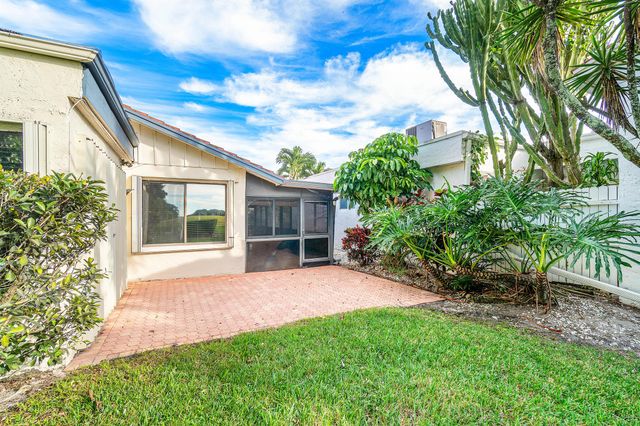 5501 Ainsley Court, Boynton Beach, FL 33437