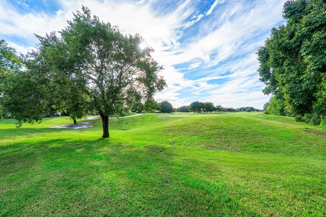 5501 Ainsley Court, Boynton Beach, FL 33437