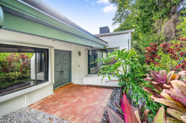 5501 Ainsley Court, Boynton Beach, FL 33437