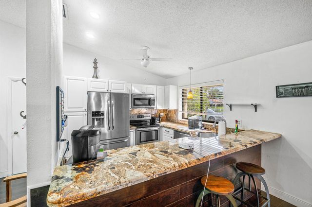 5501 Ainsley Court, Boynton Beach, FL 33437