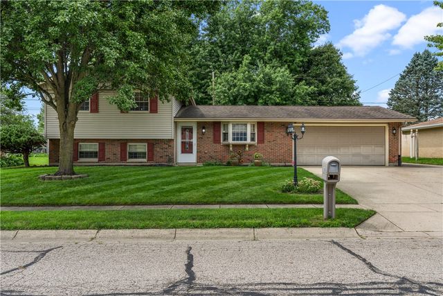 1890 Wilshire Drive, Xenia, OH 45385