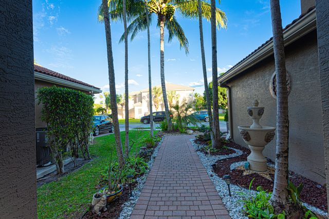 5321 Island Gypsy Drive, Greenacres, FL 33463