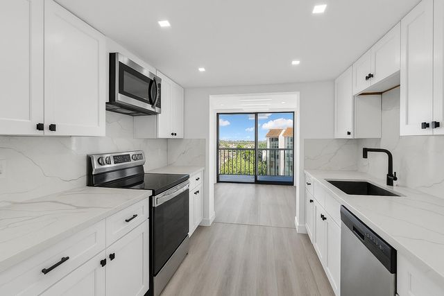 859 Jeffery Street 810, Boca Raton, FL 33487