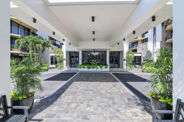 859 Jeffery Street 810, Boca Raton, FL 33487