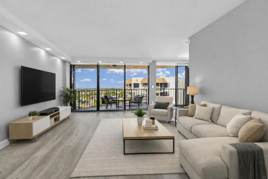 859 Jeffery Street 810, Boca Raton, FL 33487