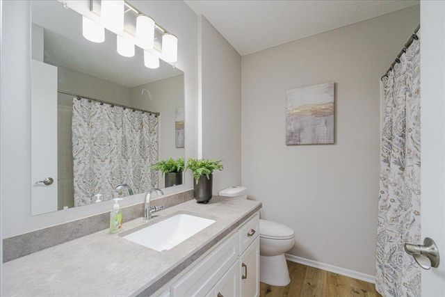 5035 147th Street W, Apple Valley, MN 55124