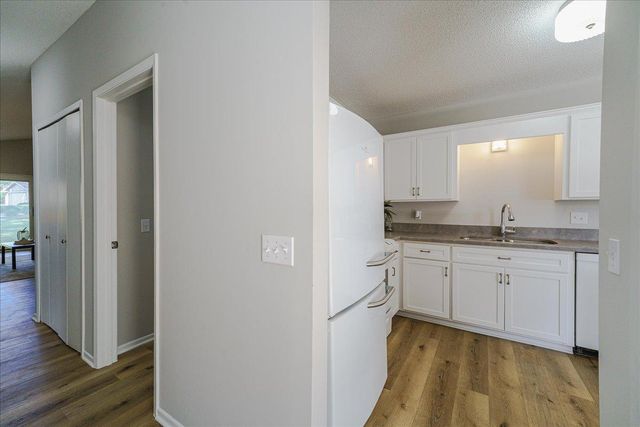 5035 147th Street W, Apple Valley, MN 55124