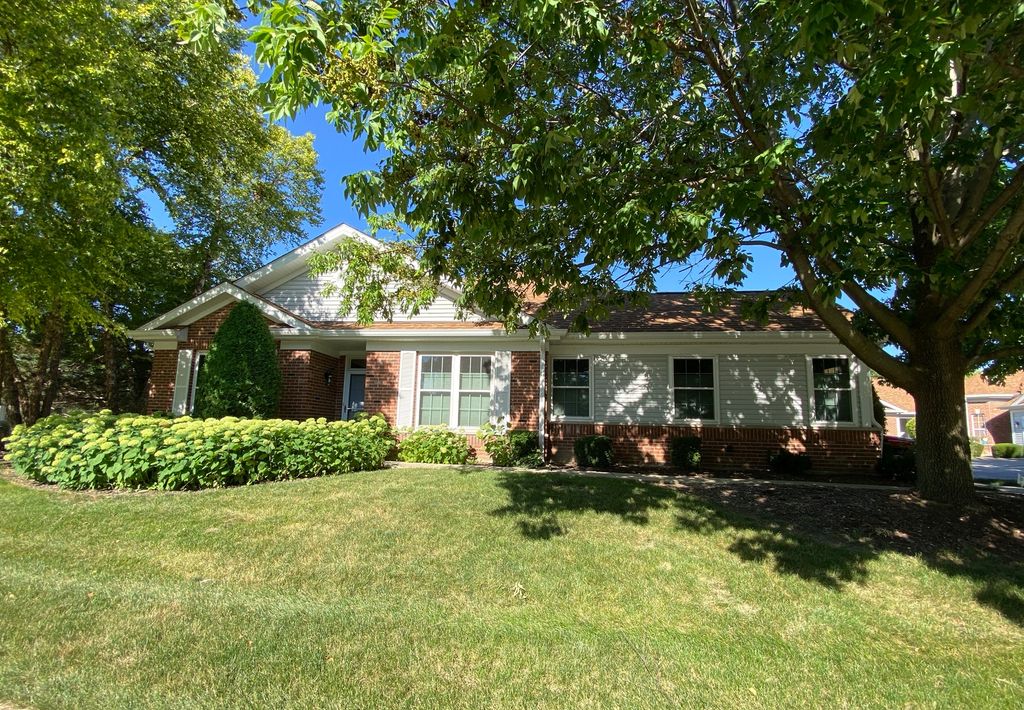 13520 S Buckthorn Lane, Plainfield, IL 60544
