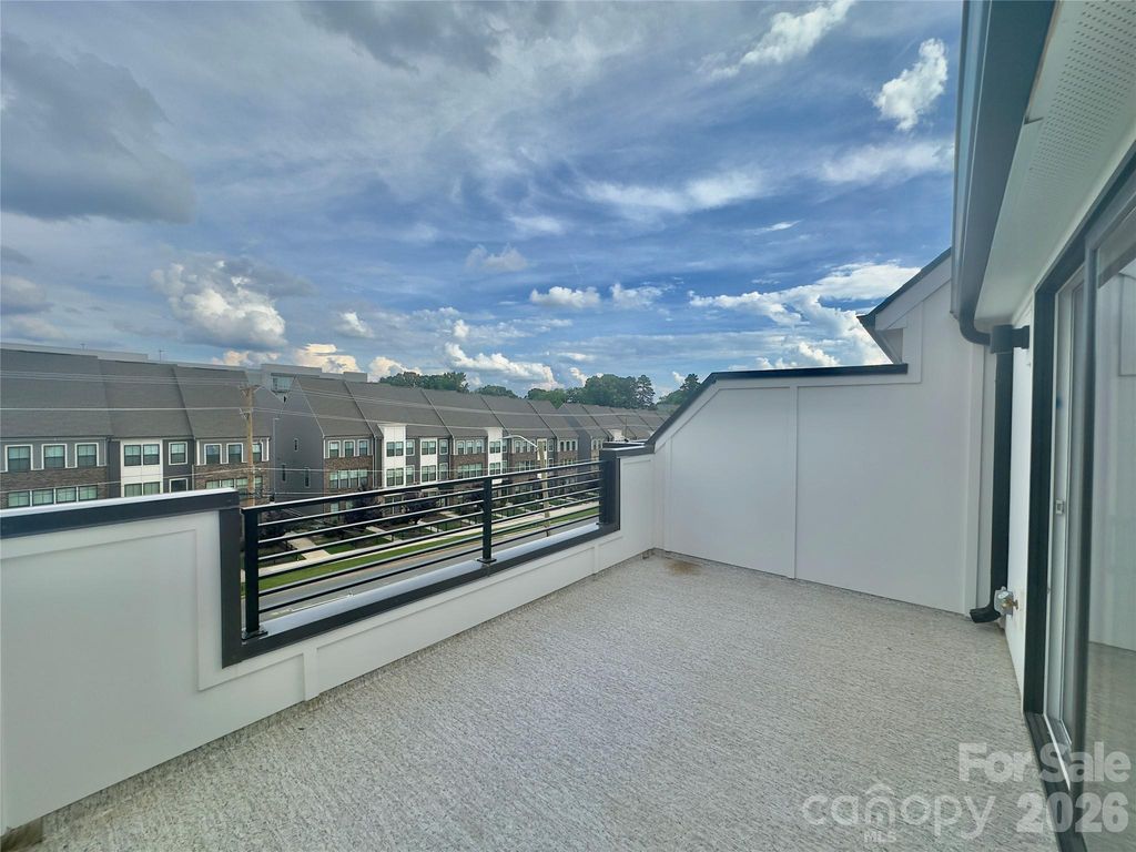 3648 S Tryon Street 26, Charlotte, NC 28217