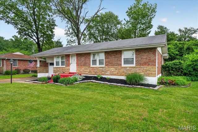 10312 Seaton Drive, Bellefontaine Nghbrs, MO 63137