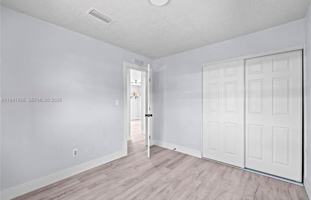 5621 SW 38th Ct, Davie, FL 33314