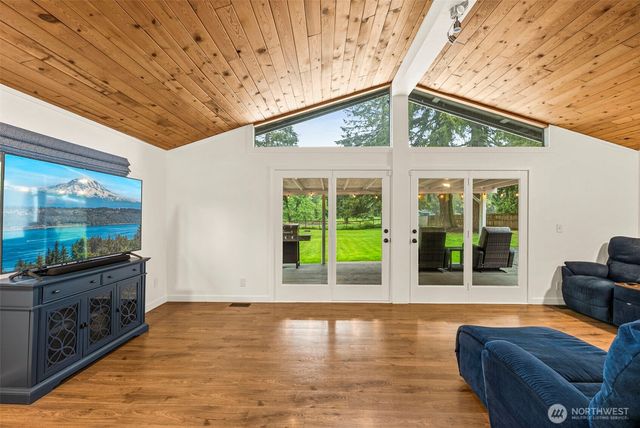 7613 352nd Street E, Eatonville, WA 98328