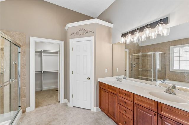 13322 Pennsylvania Court, Kansas City, MO 64145