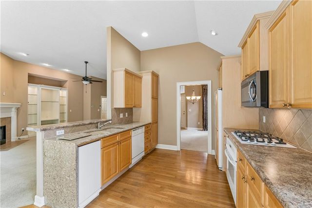 13322 Pennsylvania Court, Kansas City, MO 64145